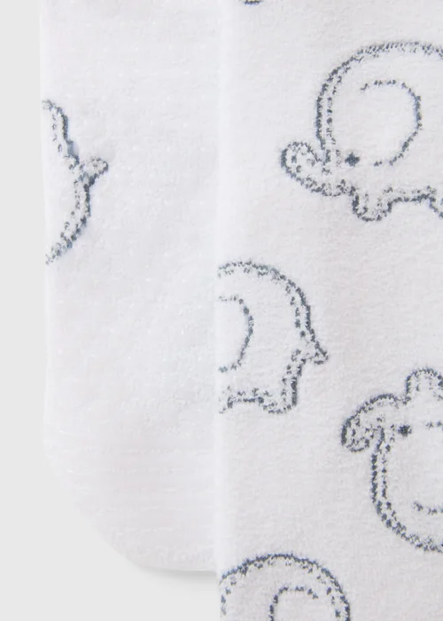 Alder Hey Kids White Cosy Socks (Younger 6-Older 6.5) - 6-8.5 Image 3