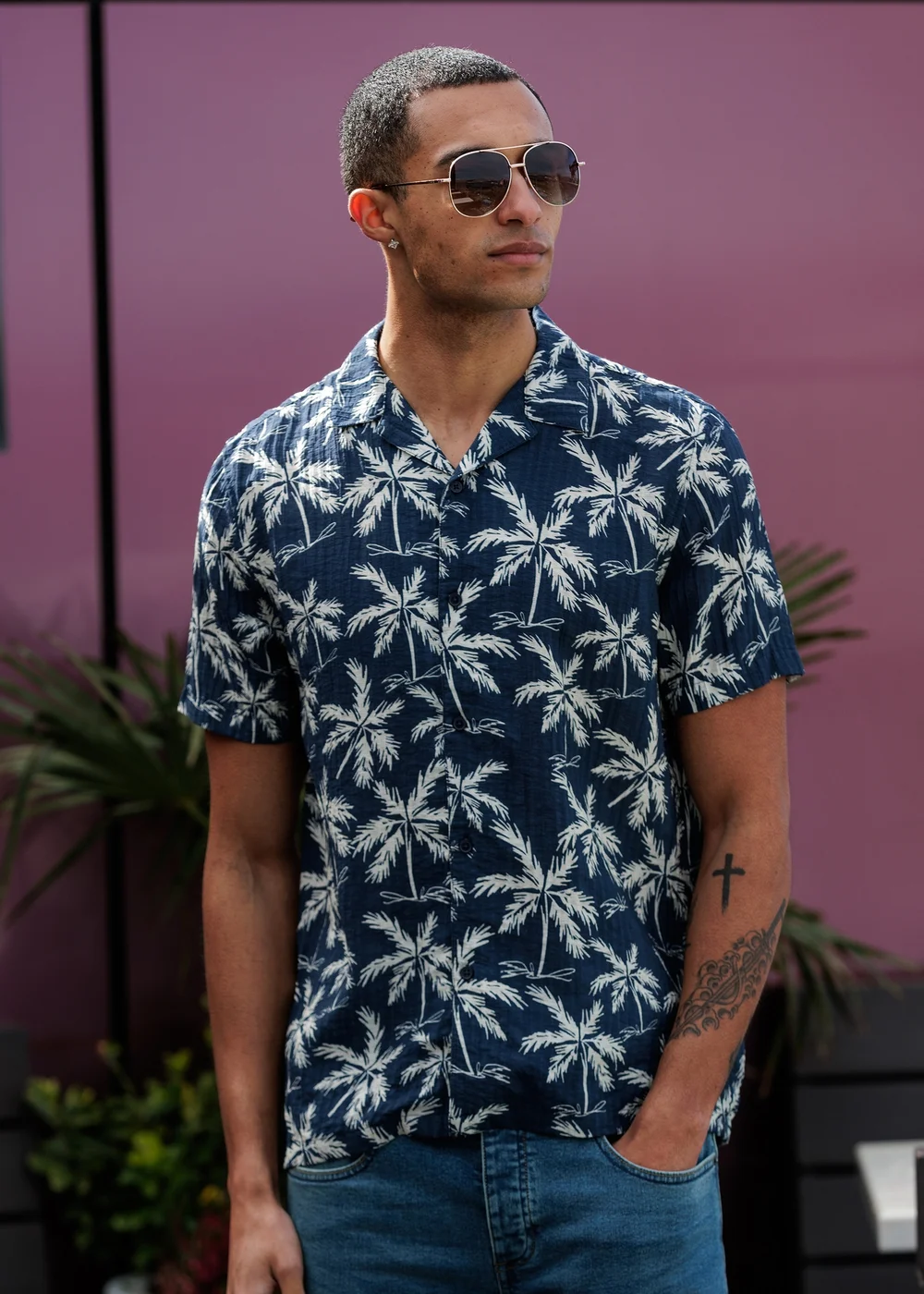 Tokyo Laundry Navy Relaxed Button-Up Palm Print Holiday Shirt - L Image 1