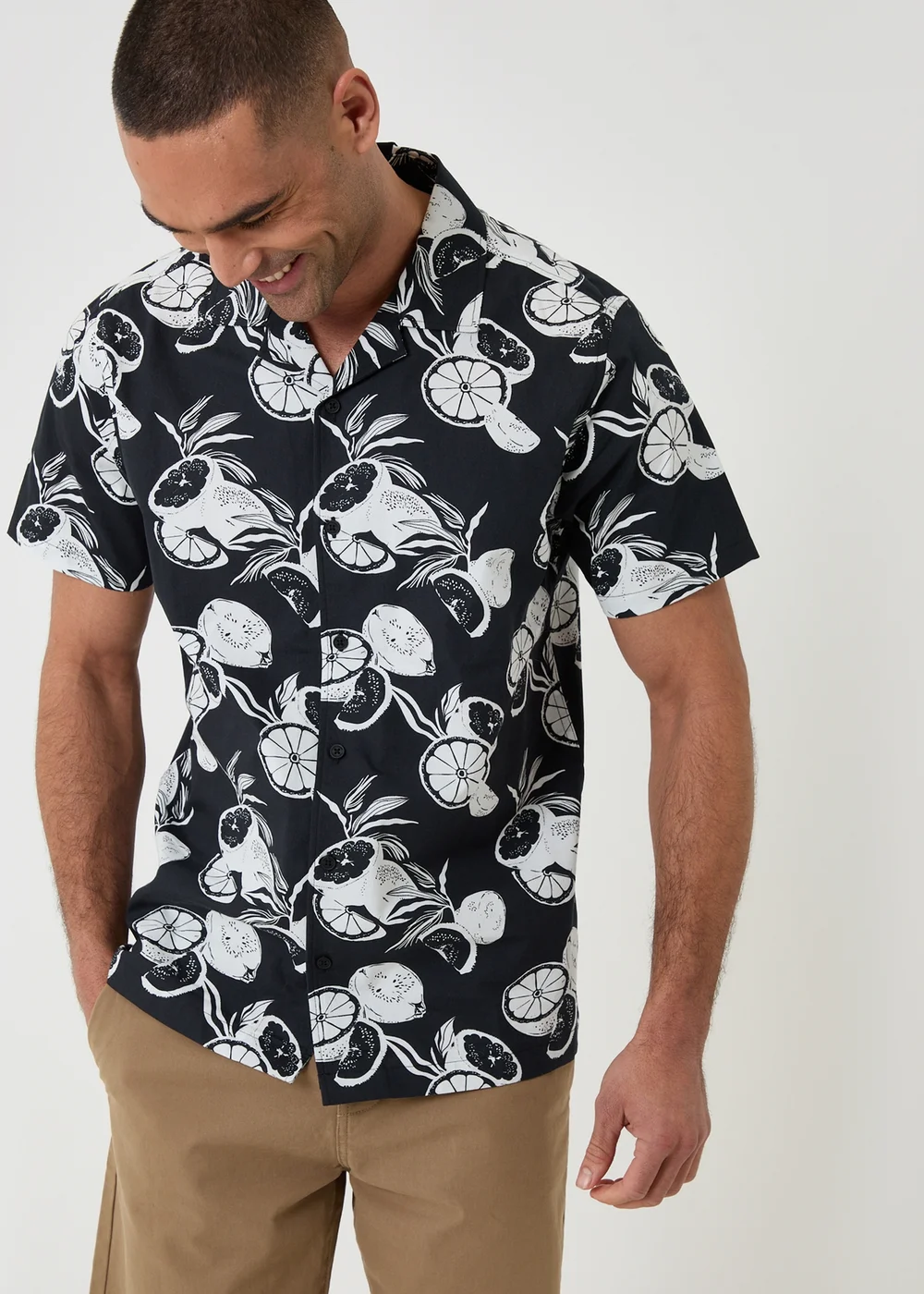 Threadbare Black Citrus Print Cotton Short Sleeve Shirt - XL Image 1
