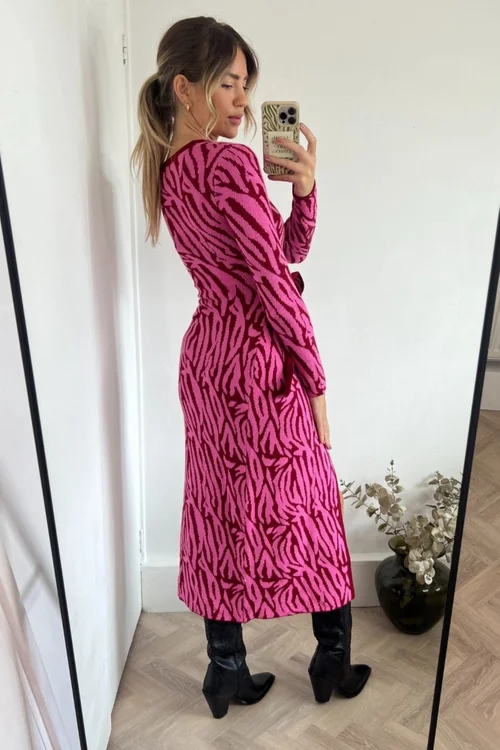 Style Cheat Pink Renee Zebra Jacquard Knitted Midaxi Dress - 10 Image 5