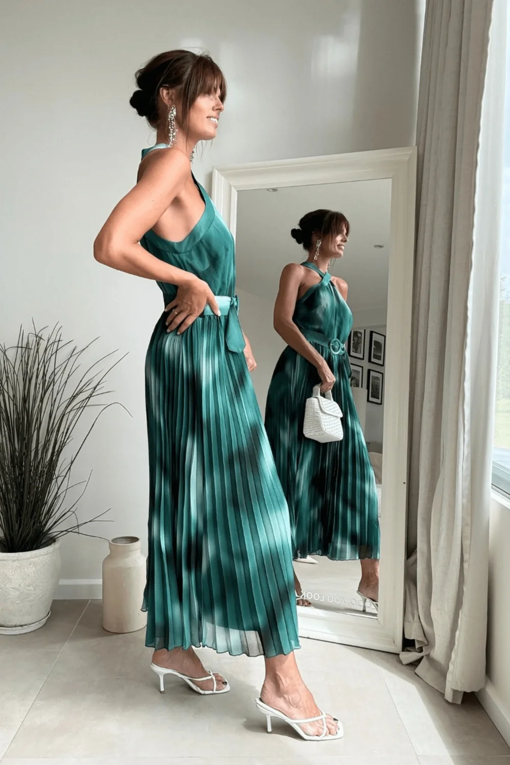 Style Cheat Green Floral Print Paige Halter Pleated Belted Dress - 12 Image 3