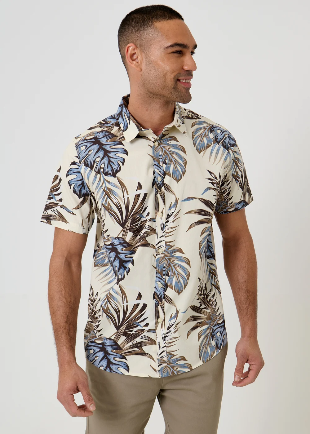 Threadbare Ecru Leaf Print Cotton Short Sleeve Shirt - M Image 1