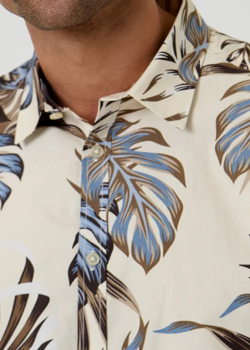 Threadbare Ecru Leaf Print Cotton Short Sleeve Shirt - M Image 5