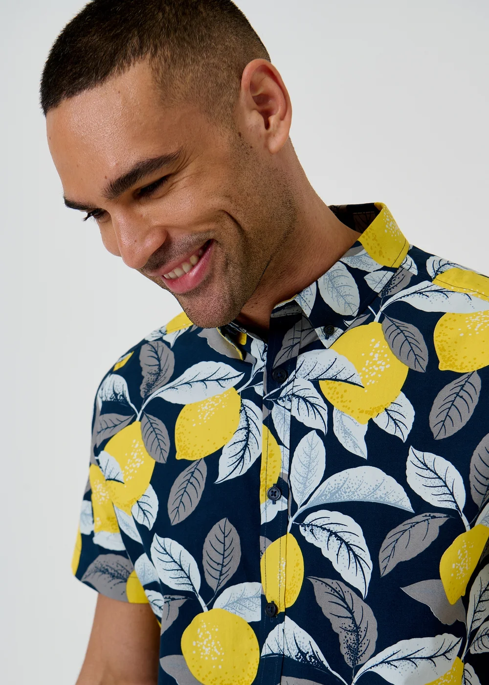 Threadbare Multi Lemon Print Cotton Short Sleeve Shirt - L Image 4