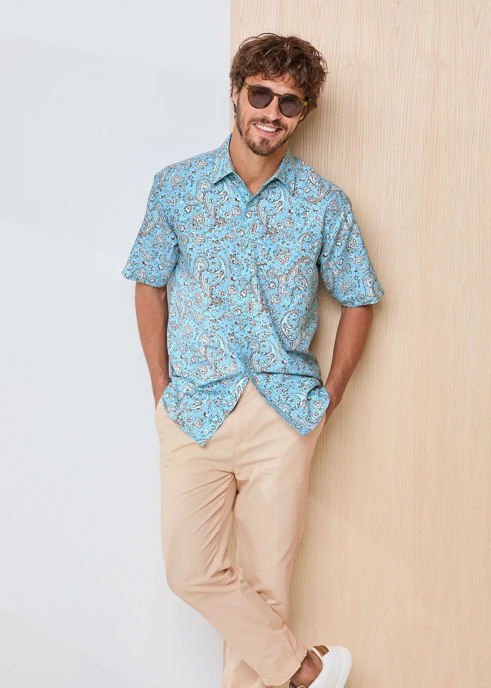Cotton Traders Light Blue Signature Short Sleeve Soft Touch Print Shirt - M Image 1
