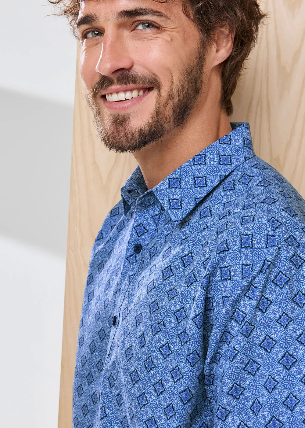 Cotton Traders Midnight Blue Signature Short Sleeve Soft Touch Print Shirt - 3XL Image 4