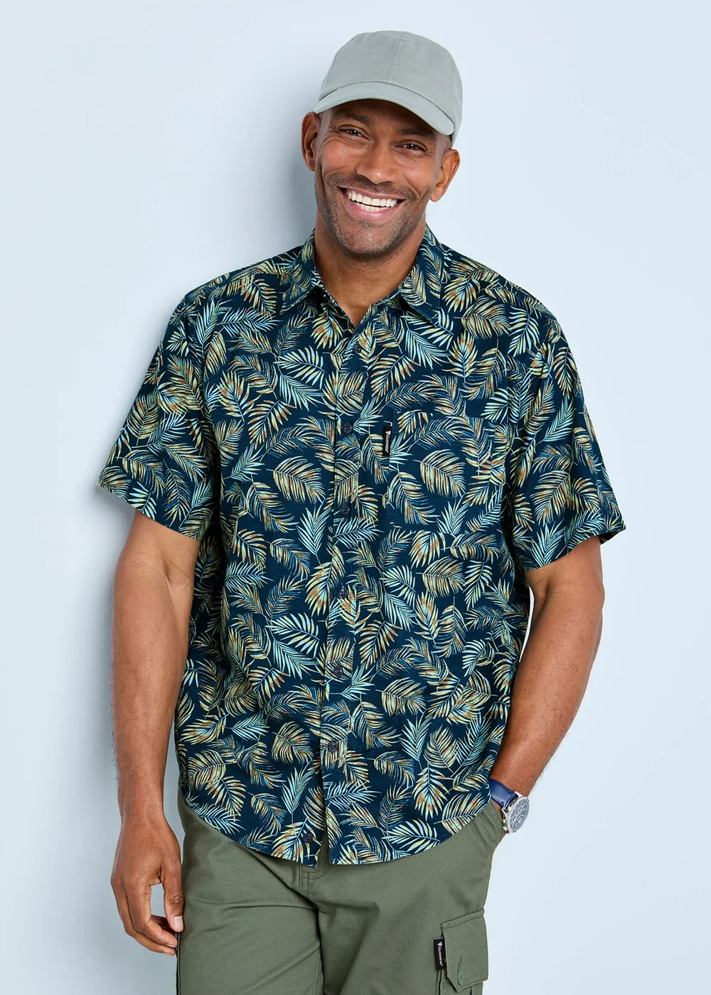 Cotton Traders Navy Guinness Short Sleeve Cotton Print Shirt - 4XL Image 1
