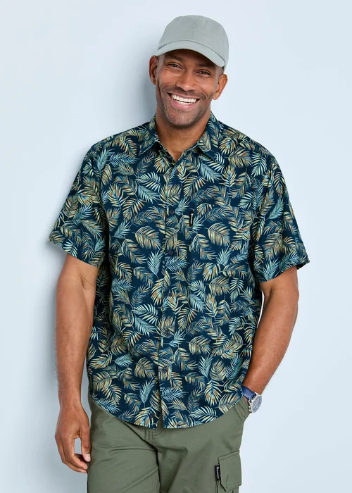 Cotton Traders Navy Guinness Short Sleeve Cotton Print Shirt - 4XL Image 1