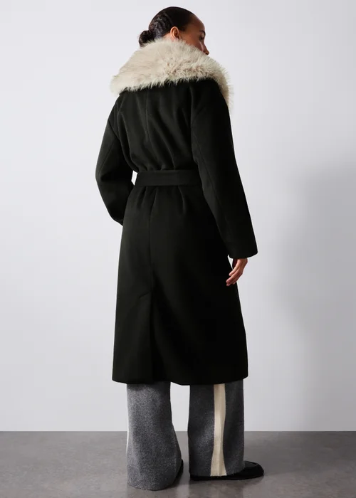 Black Faux Fur Collar Belted Coat - S Image 3