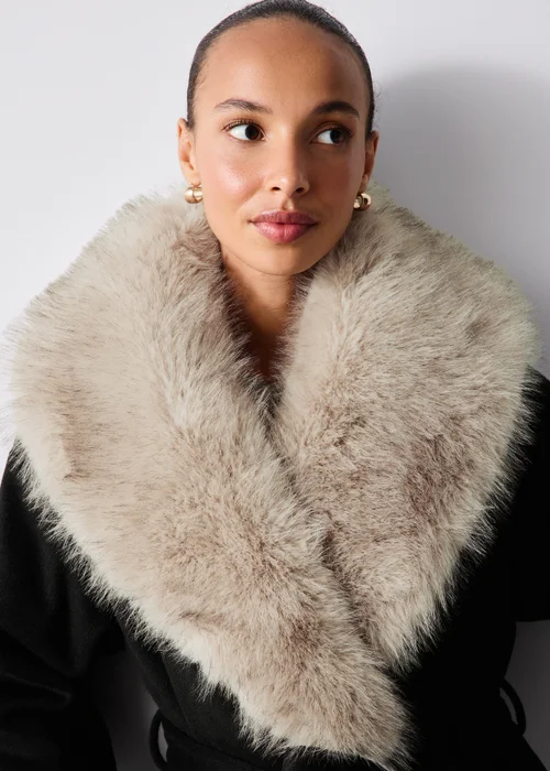 Black Faux Fur Collar Belted Coat - S Image 5