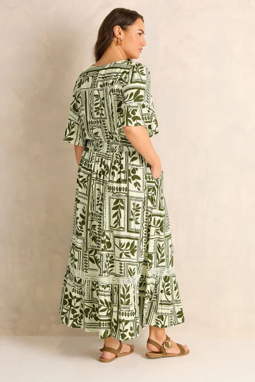 Evans Curve Green Leaf Print Button Through Maxi Dress - 20 Image 3