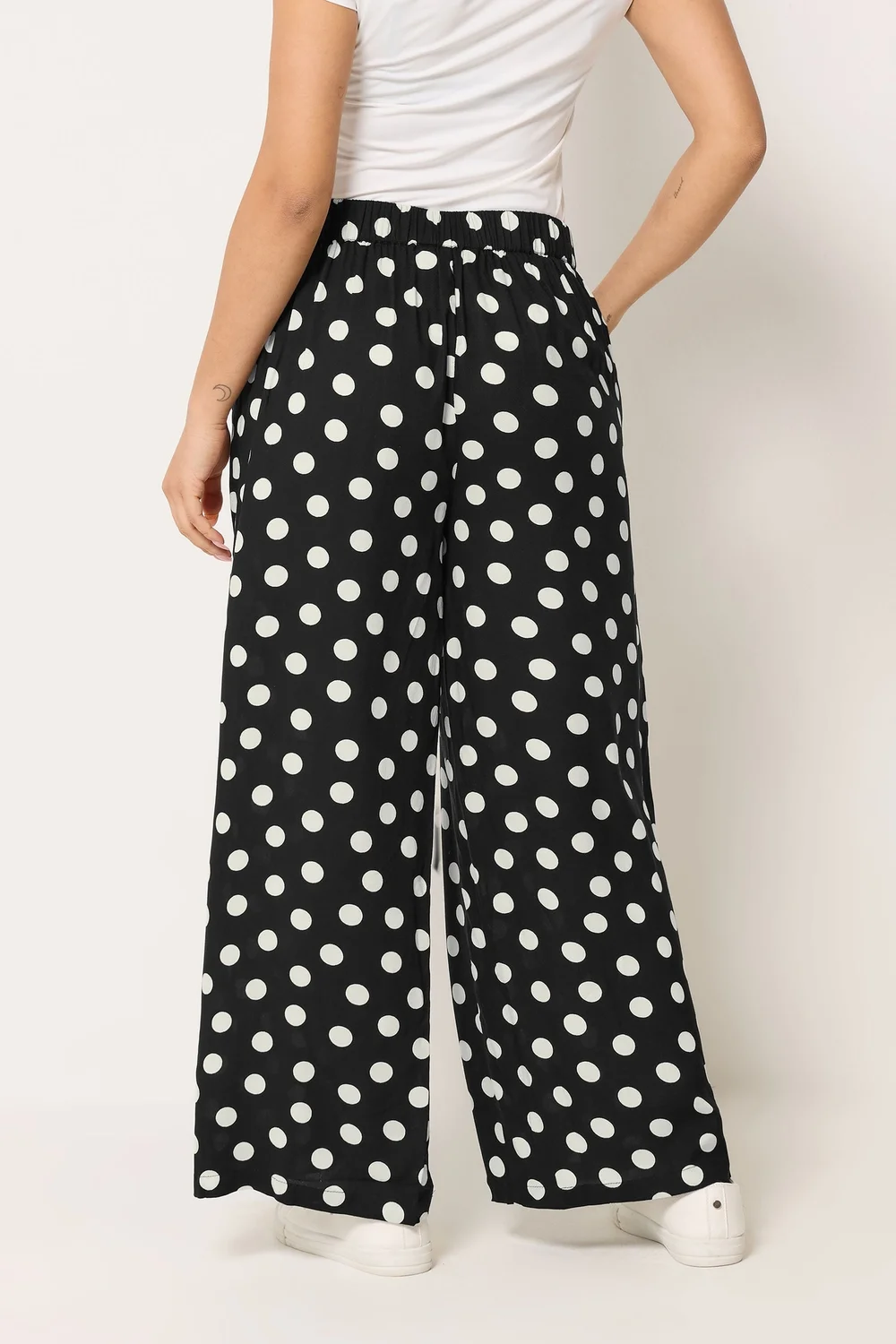 M&Co Petite Black & White Polka Dot Wide Leg Trousers - 10 Image 3