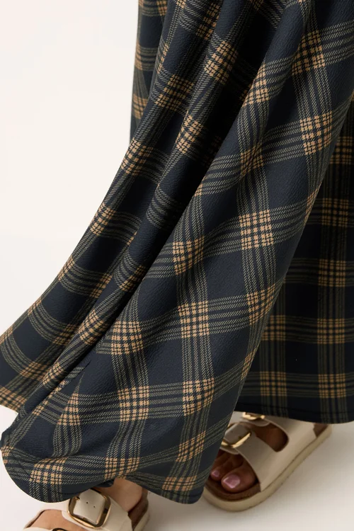 PixieGirl Petite Dark Blue Check Maxi Skirt - 10 Image 4