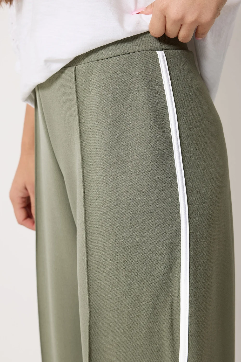 M&Co Petite Khaki Green Pintuck Trousers - 12 Image 4
