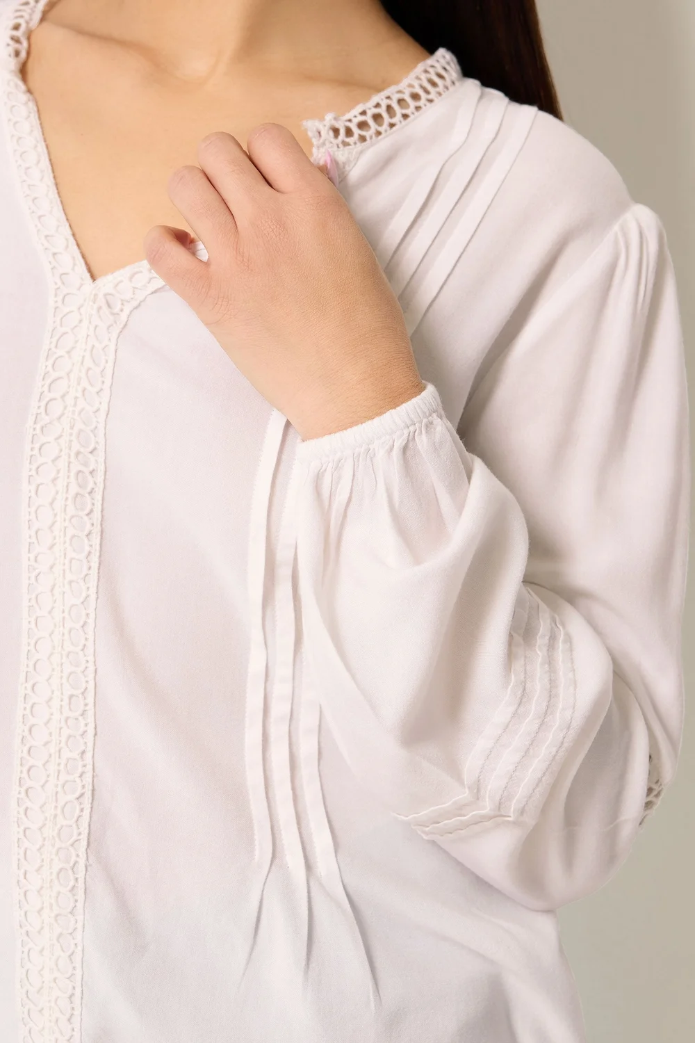 M&Co Petite Ivory White Crochet Trim Pintuck Blouse - 18 Image 5