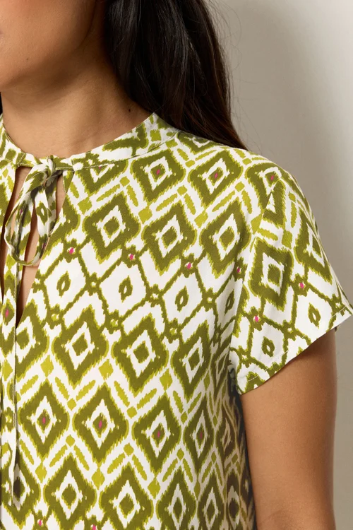 PixieGirl Petite Green Abstract Smock Midi Dress - 16 Image 4
