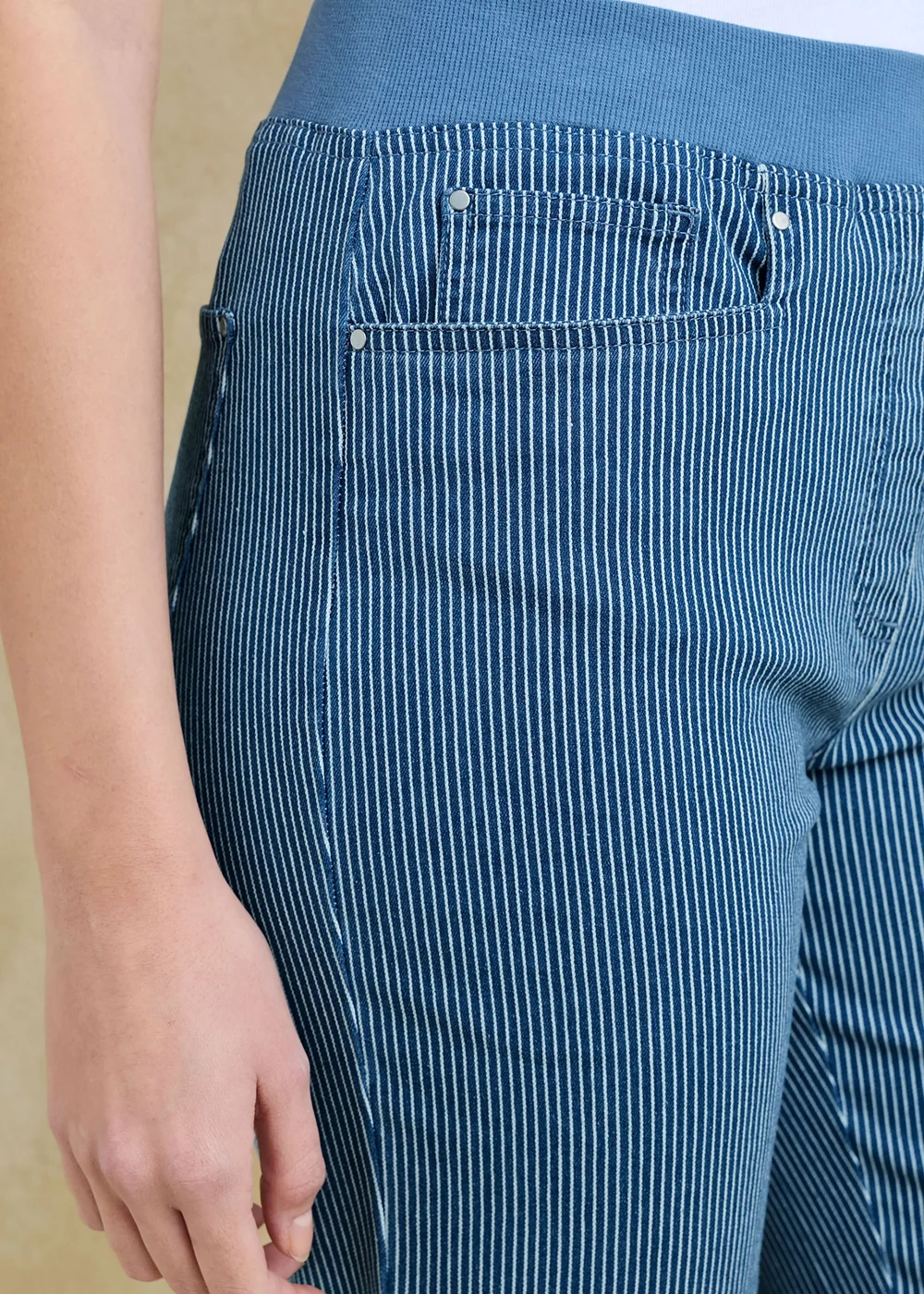 Cotton Traders Washed Blue Premium Pull On Rib Waist Stripe Cropped Denim Jeans - 22 Image 4