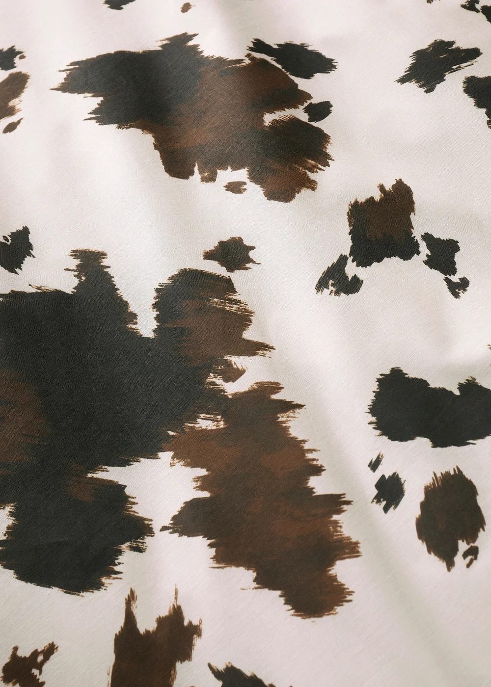 Fusion Cow Print Reversible Natural Duvet Cover Set - Single Image 3