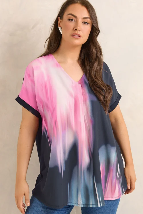 Evans Curve Navy Blue & Pink Blurred Top - 20 Image 1