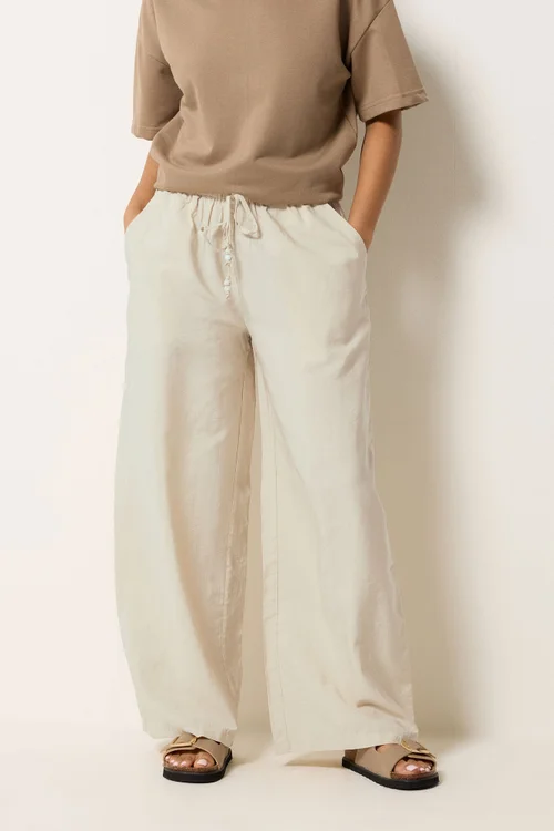 PixieGirl Petite Ivory White Beaded Wide Leg Trousers - 8/L27 Image 2