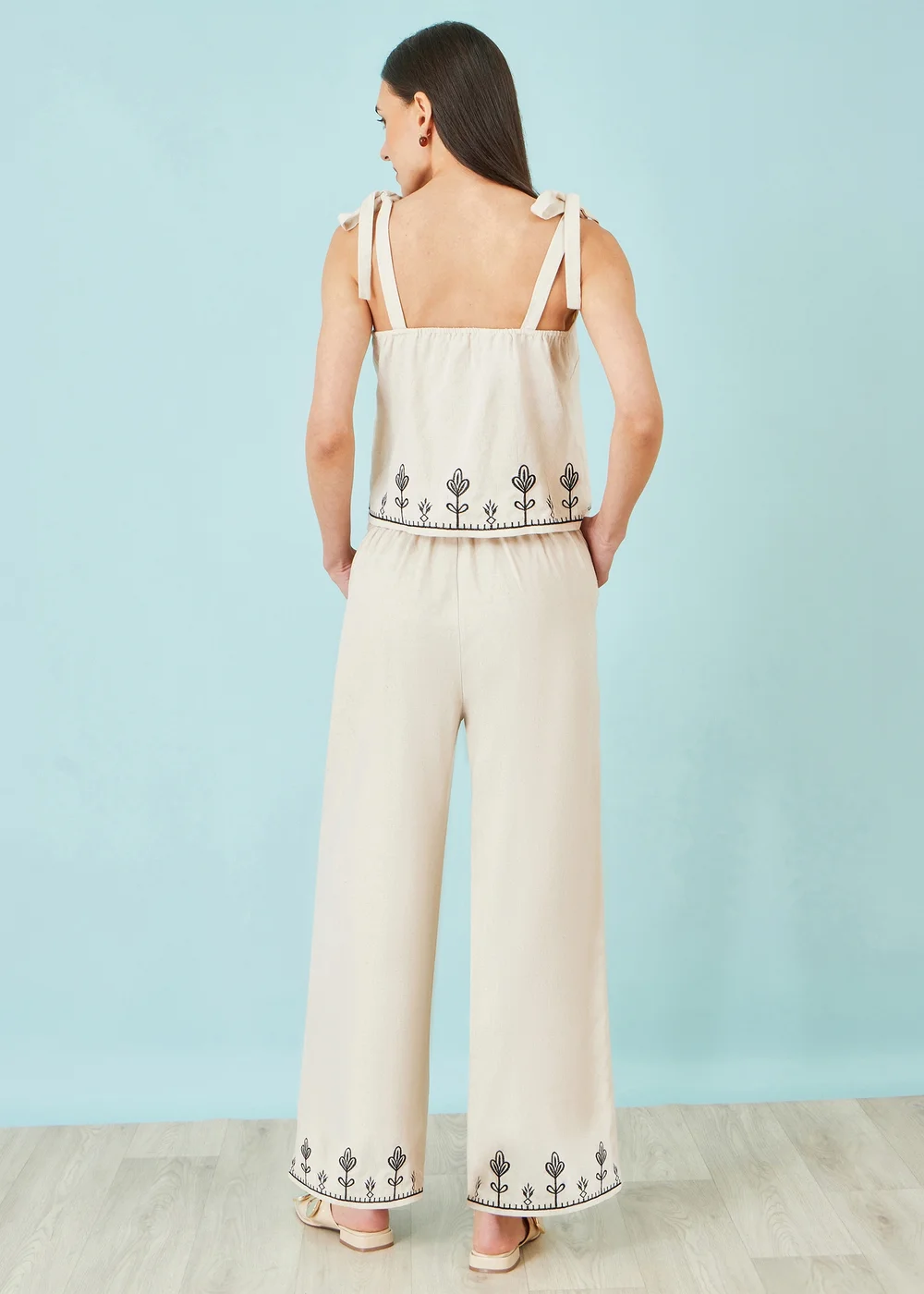 Yumi Ivory Linen Mix Embroirdered Trousers - 18 Image 2