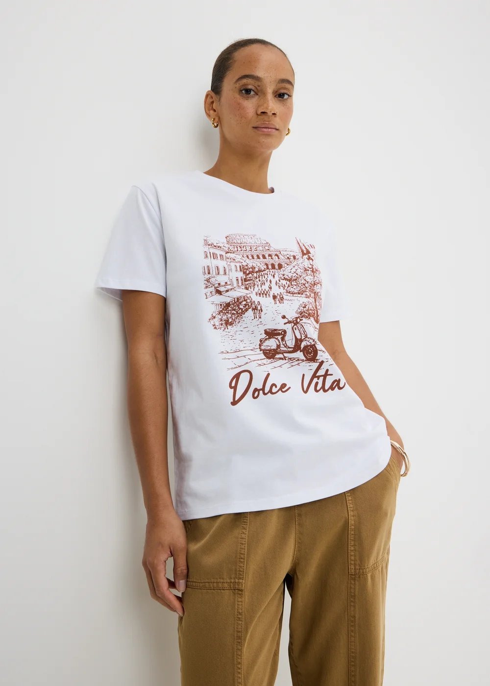 White Dolce Vita Graphic T-Shirt - XS Image 1