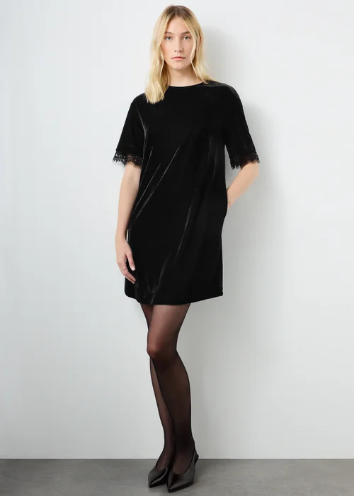 Black Velvet Lace Embellished Dress - 8 Image 4