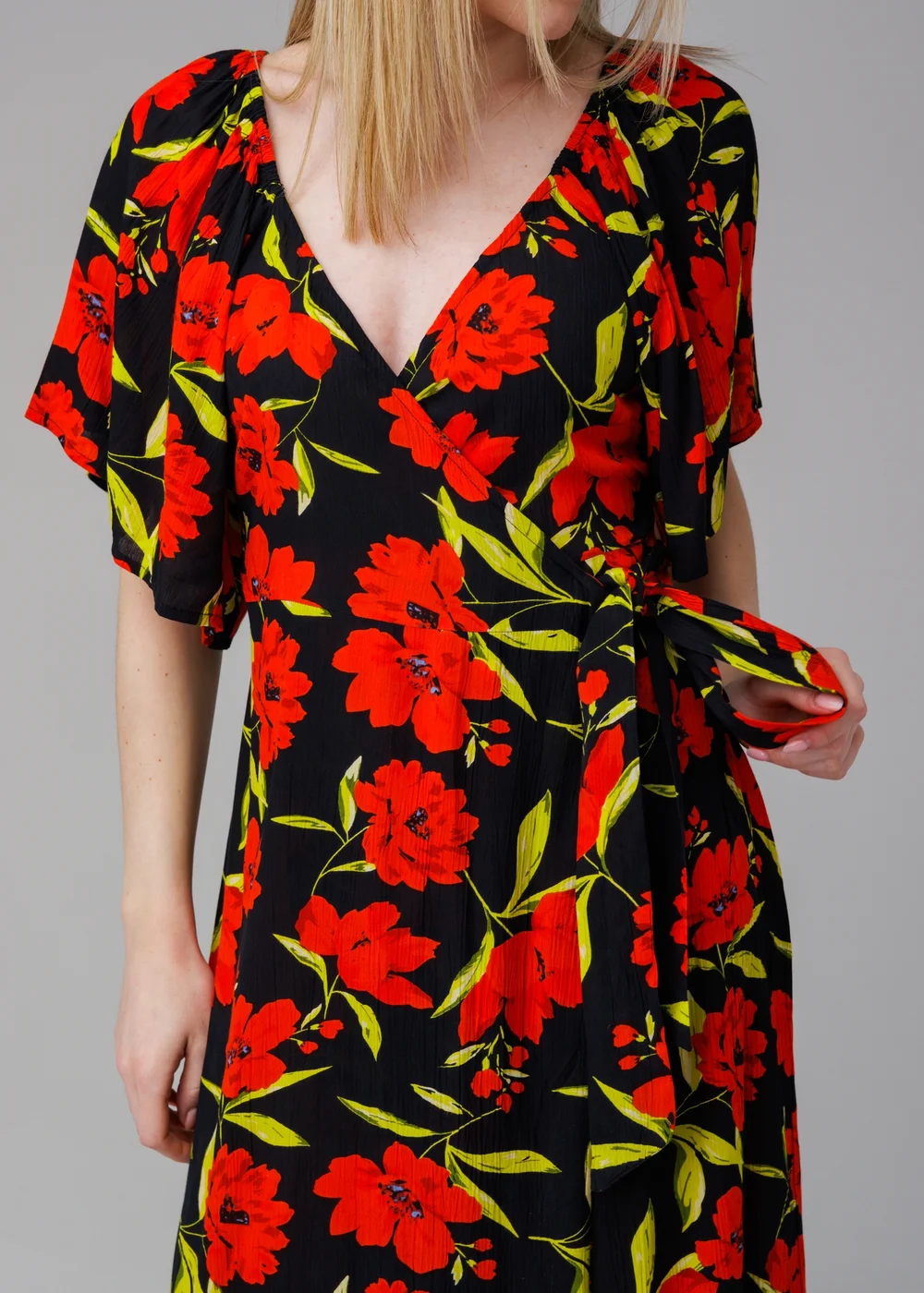 Influence Red Floral V-Neck Short Sleeve Front Slit Maxi Dress - 8 Image 3