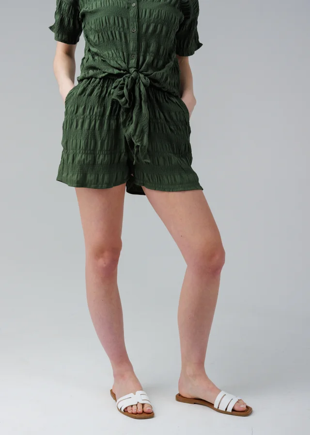 Influence Khaki Textured Smocked High Waist Elasticated Shorts