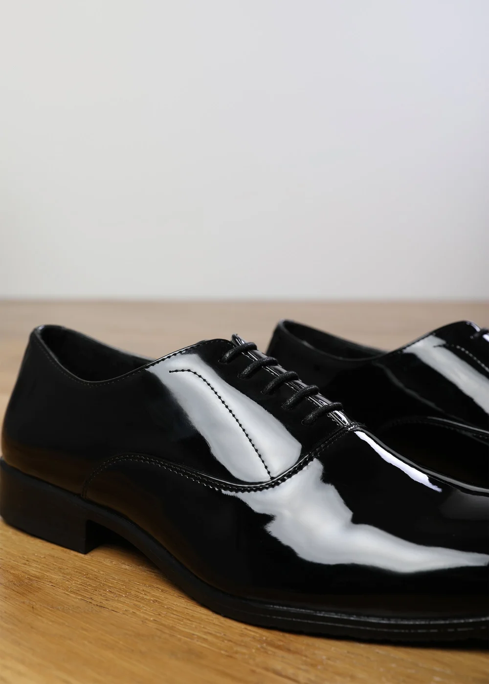 Where's That From Nick Black Oxford Wide Fit Lace Up Work Dress Shoes - 9 Image 3
