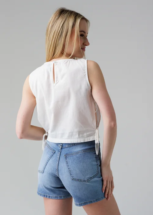 Influence White Sleeveless Round Neck Tie Side Shell Top - 8 Image 2