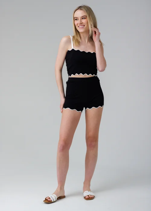 Influence Black High Waisted Knit Shorts With Elasticated Waistband - 10 Image 4