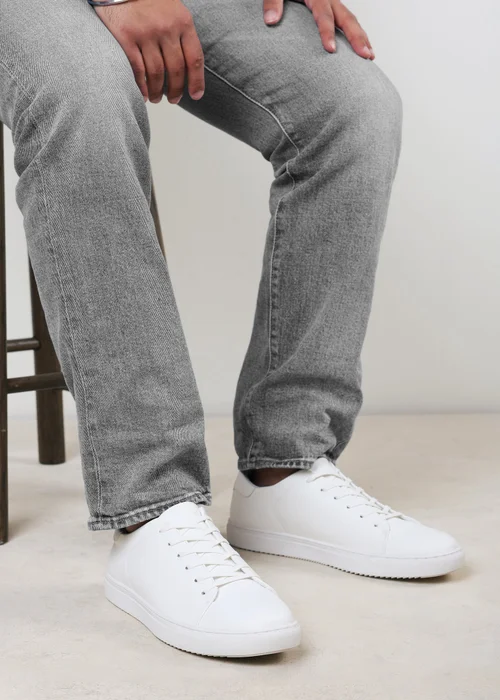 Where's That From Derek White Low Cut Lace Up Trainers - 7 Image 2