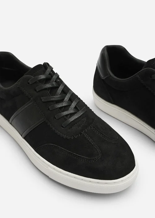Where's That From Clark Black Low Cut Lace Up Trainers - 12 Image 5