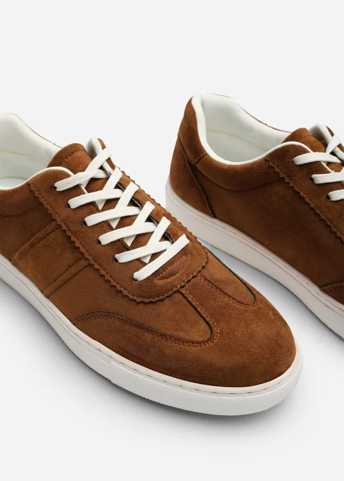 Where's That From Clark Light Brown Low Cut Lace Up Trainers - 7 Image 5