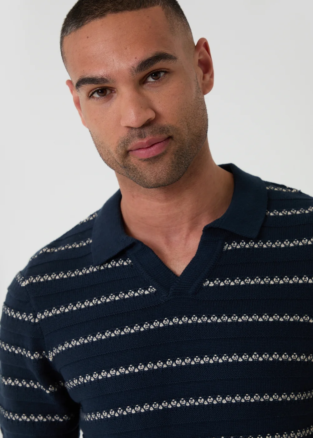 Threadbare Navy Textured Stripe Knitted Trophy Neck Polo - M Image 4