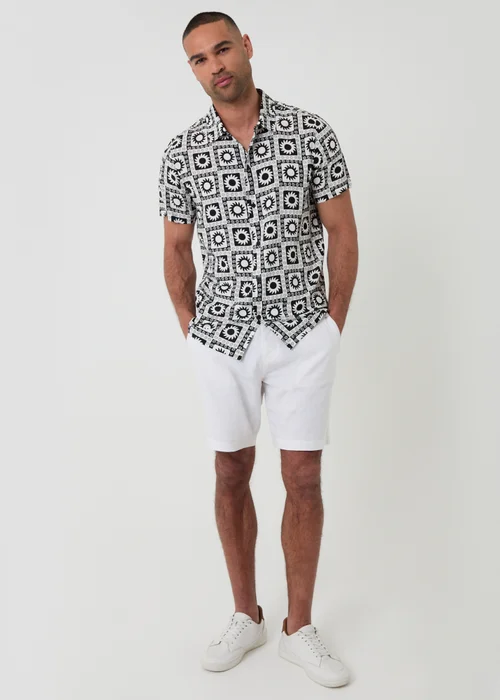Threadbare Black Geometric Sun Print Short Sleeve Shirt - S Image 3