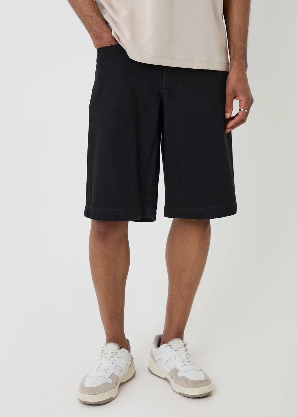 Threadbare Black Baggy Fit Denim Shorts - 34/L32 Image 1