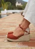 Linzi Present Rust Closed Toe Wedges - Size 6 Image 1