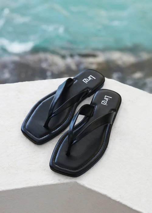 Linzi Element Black Toe Post Flat Sandals - 6 Image 1