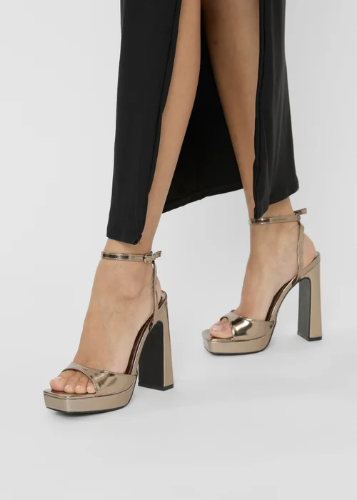Public Desire Resist Pewter Metallic Peep Toe Barley There Platform Heels - 5 Image 5