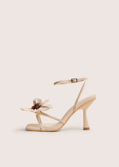 Public Desire Hydrangea Stone Patent Flower Barely There Square Toe Mid Heels - Size 3 Image 1