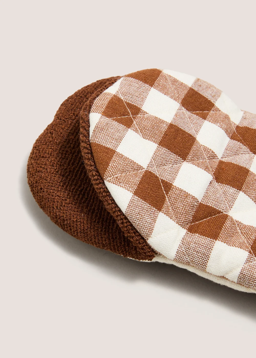 Brown Checked & Striped Pot Grabbers Image 2