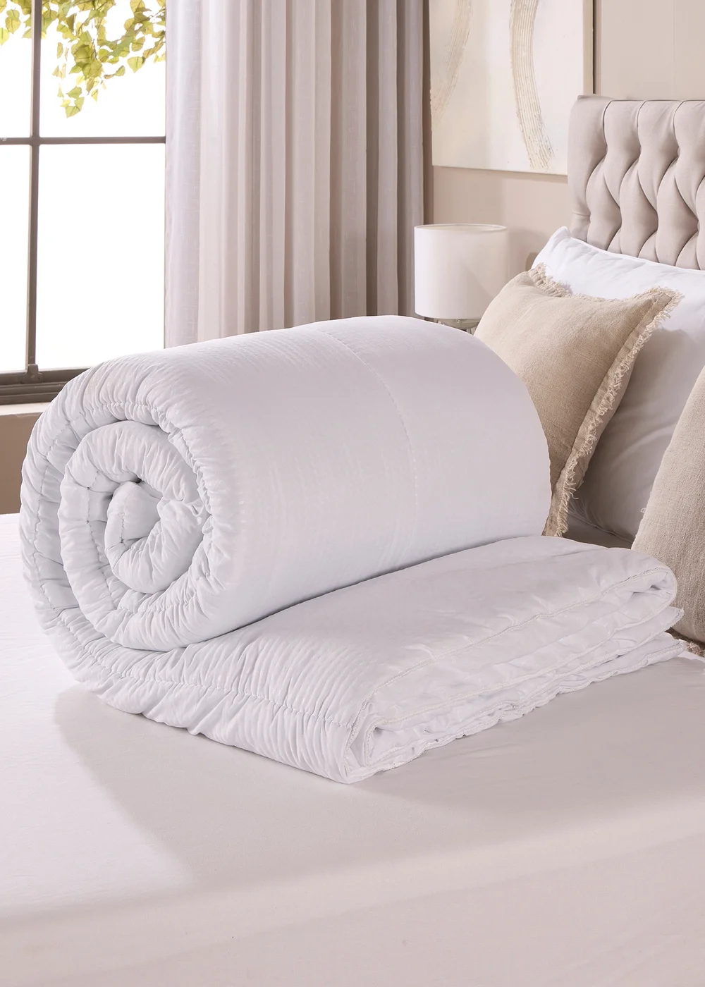 Downland White Supreme Comfort Duvet - Single Image 3