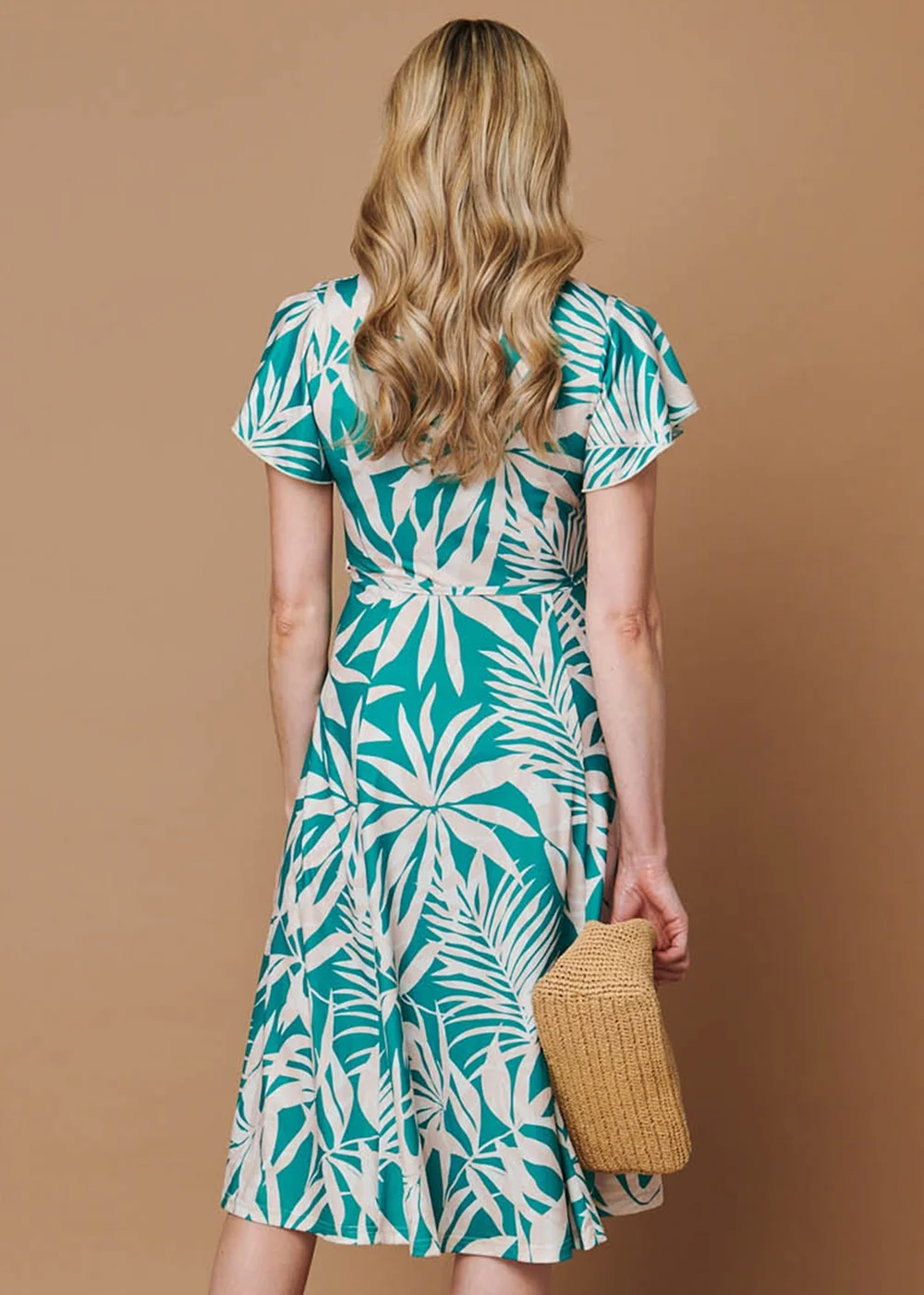 Izabel London Green Leaf Print Tie Angel Sleeve Midi Dress - 8 Image 3
