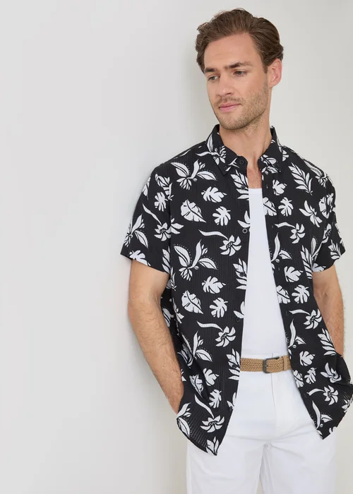 Threadbare Black Plant Print Cotton Short Sleeve Shirt - 2XL Image 1