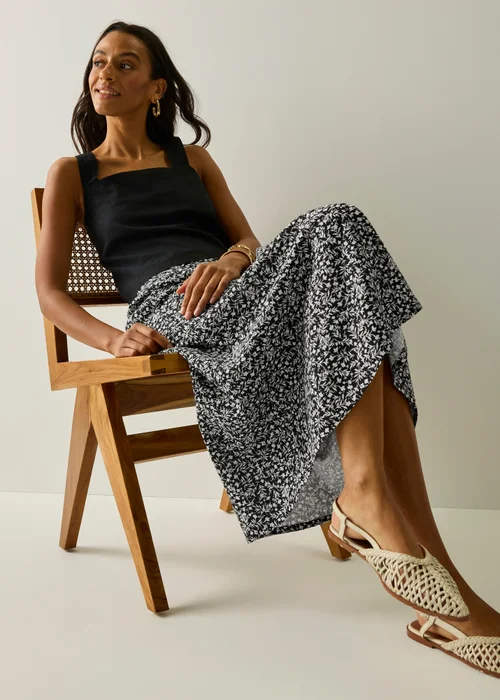 Regatta Monochrome Ditsy Bloom Flamenca Skirt - 10 Image 4