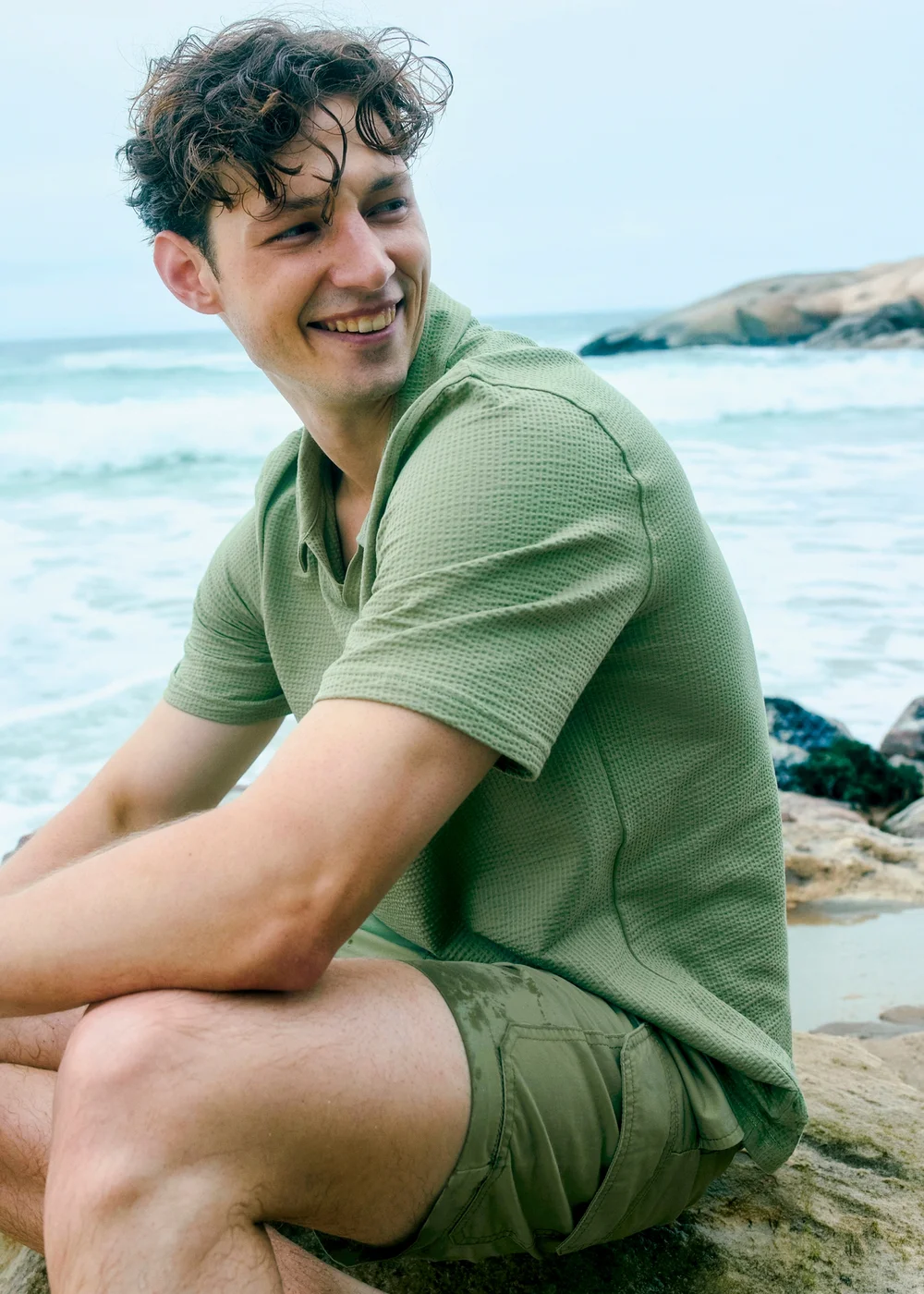 Regatta Oil Green Bavaro Shorts - XL Image 2
