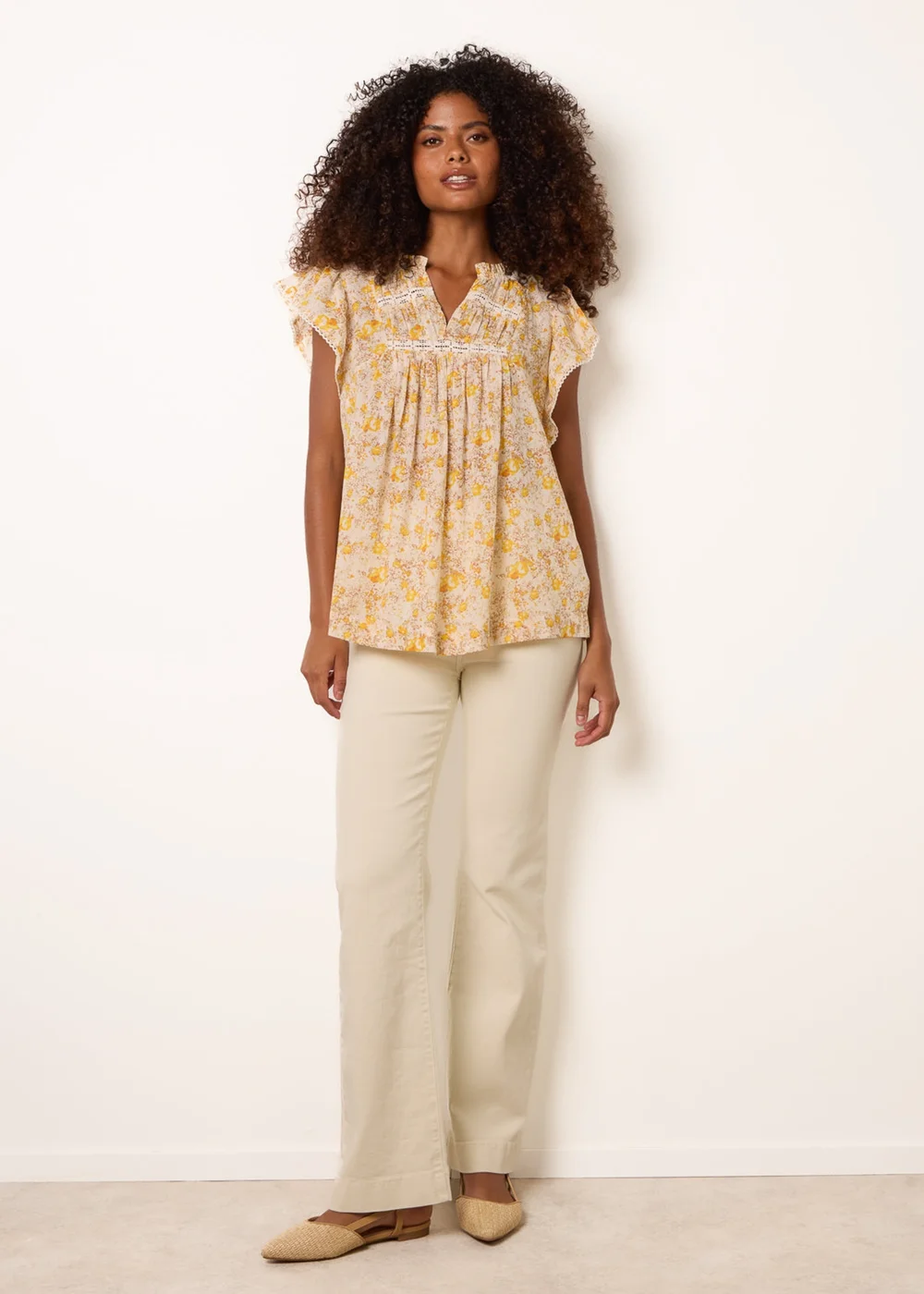 Blue Vanilla Yellow Ditsy Floral Cotton Ruffle Sleeve Top - L Image 3
