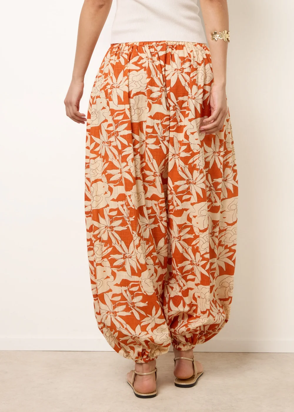 Blue Vanilla Orange Floral Balloon Pants - M/L Image 4